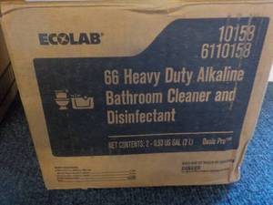 lot 35 image: Ecolab 2 - 2 liter 66 Heavy Duty Al...