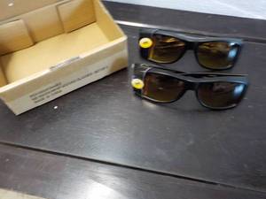 lot 66 image: 2 Pair HD Vision Wrap Around Glasse...