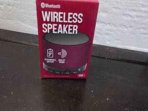 lot 75 image: Bluetooth Wireless Speaker...