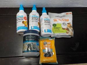 lot 87 image: Pet Products...