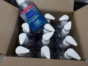 lot 356 image: Case of 12 - 8 oz Bottles Antibacte...
