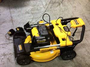 DEWALT 21.5 in. 20-Volt MAX Lithium-Ion Cordless Battery Walk Behind Self Propelled Mower Customer Returns See Pictures