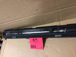 Husky 50 ft. lbs. to 250 ft. lbs. 12 in. Drive Torque Wrench Customer Returns See Pictures
