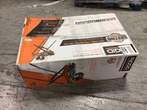9 Amp Corded 7 in. Wet Tile Saw with Stand by RIDGID Customer Returns See Pictures