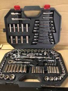 Husky Mechanics Tool Set (149-Piece) Customer Returns See Pictures