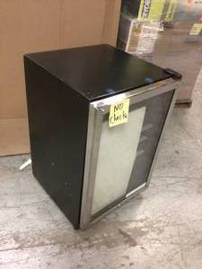 Frigidaire 22 in. 138 (12 oz.) Can Cooler in Stainless Steel Small Damaged on the Back Part Customer Returns See Pictures