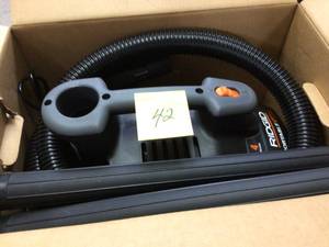 lot 42 image: RIDGID 4 Gallon 5.0-Peak HP Portable WetDry Shop Vacuum Customer Returns See Pictures