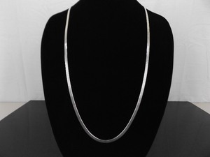 lot 35 image: .925 Sterling Silver Long Wider Herringbone Necklace