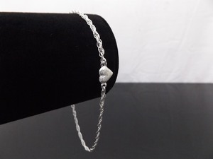 lot 49 image: .925 Sterling Silver Heart Bracelet