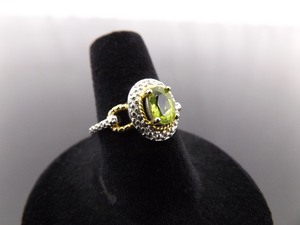 lot 65 image: .925 Sterling Silver Oval Cut Peridot Crystal Vermeil Accented Ring Size 7