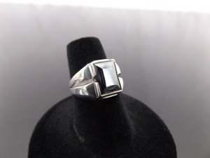 lot 70 image: .925 Sterling Silver Faceted Obsidian Ring Size 5.5