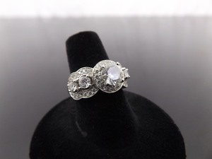 lot 74 image: .925 Sterling Silver Faceted Zirconia Ring Size 7