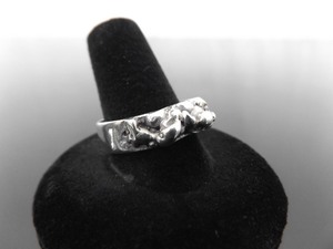 lot 84 image: .925 Sterling Silver Nugget Design Ring Size 9.75
