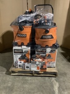 lot 60 image: Pallet of Ridgid Shop Vacs See Pictures