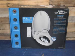 lot 72 image: Toto Washlet Bidet Elongated Toilet Seat wRemote T1SW2024#01 - opened never installed