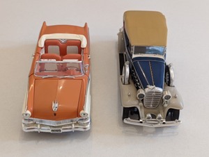1956 Ford Sunliner and 1932 Cadillac Phaeton Model Cars