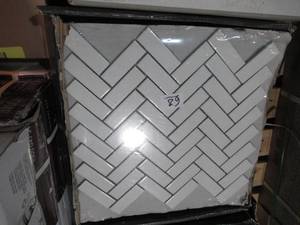 lot 68 image: Retro Bianco Herringbone 12.2 in. x 10.83 in. x 6 mm Glossy Porcelain Mosaic Tile (27.6 sq. ft.)