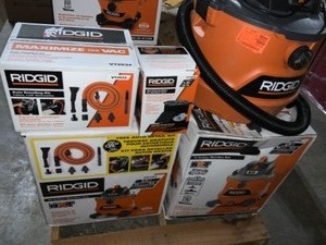 lot 58 image: Pallet with RIGID WetDry Shop Vacuums & Other Vacuum Accessories. Various Conditions. See Pictures
