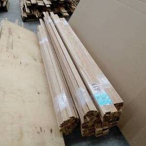 Misc. Red Oak Mouldings (E10)
