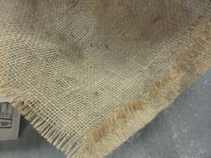 lot 858 image: ROLL OF BURLAP FABRIC