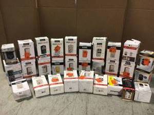 lot 20 image: Lot of Assorted and Mixed Door Knobs and locks Customer Returns See Pictures