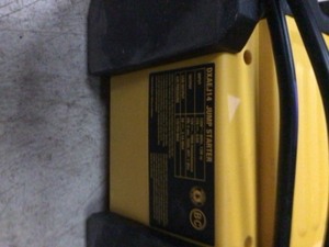 DEWALT 1400 Peak Amp Portable Car Jump Starter with Digital Compressor
