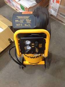 lot 31 image: Dewalt 15 Gal 1.6 HP Vertical compressor Rum but Not hold air needs valve repairt to work propertly