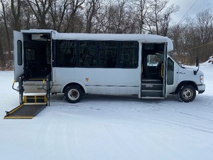 2012 Ford E.450 Passenger Bus  Shuttle Bus