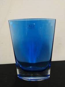 lot 64 image: LSA International Blue Glass Vase