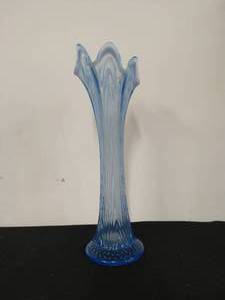 lot 85 image: Handblown Glass Vase