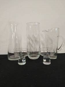 lot 86 image: Collection of Glassware