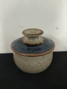 lot 95 image: Ceramic Butterdish