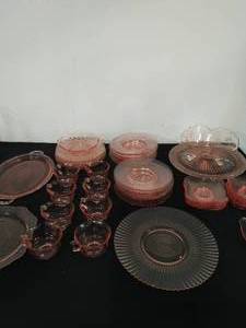 lot 98 image: Huge Collection of Vintage Pink Glassware