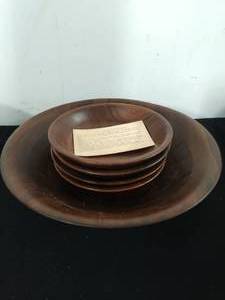 lot 111 image: Vermillion Walnut Wood Salad Bowl Set