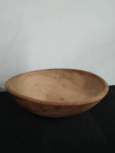 lot 112 image: Wooden Bowl
