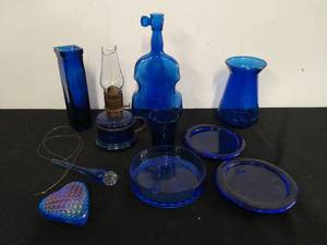 lot 146 image: Collection of Blue Glass Dcor