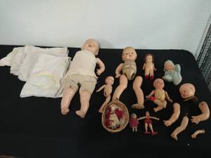 lot 168 image: Collection of Antique Dolls, Doll Parts, and Blankets