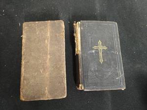 lot 186 image: 1890 Salmebog & Psalmebog Books