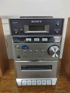 lot 212 image: Sony Boombox