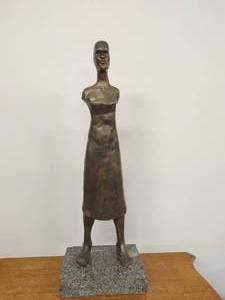 lot 2 image: Bronze Statue