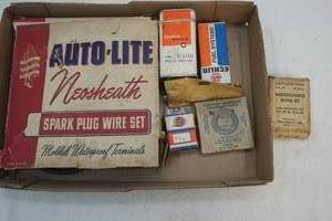 lot 21 image: New vintage auto parts
