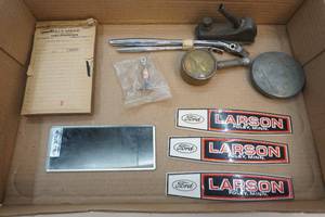 lot 25 image: vintage service stations