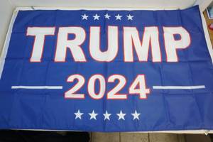 lot 90 image: Trump Flag