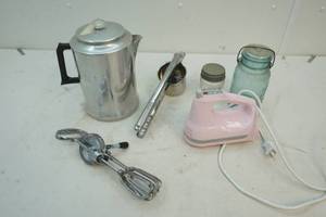 lot 91 image: Vintage kitchen utensils