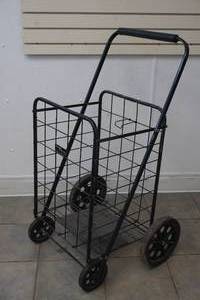 lot 118 image: easy wheels cart