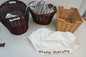 lot 124 image: baskets