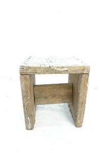 lot 199 image: wood bench