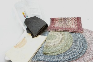 lot 200 image: area rugs