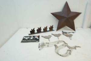 lot 210 image: metal home decor
