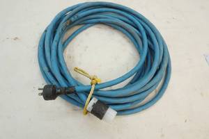 lot 228 image: extension cord
